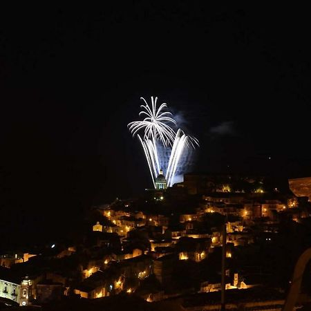 Finestre Su Ibla Bed and Breakfast Ραγκούσα Εξωτερικό φωτογραφία